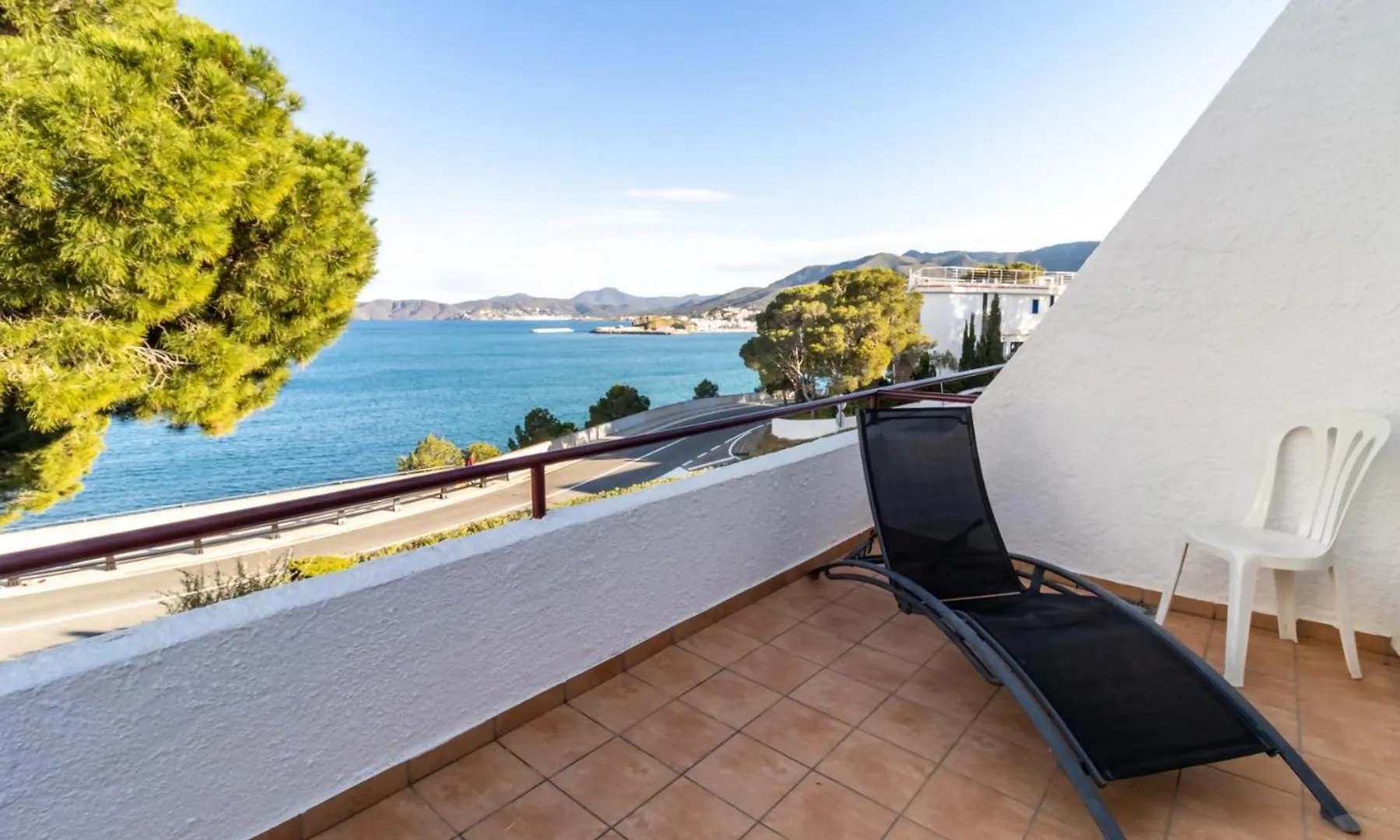 Grifeu 151 Casa Adosada Con Piscina Comunitaria Llanca Holiday home